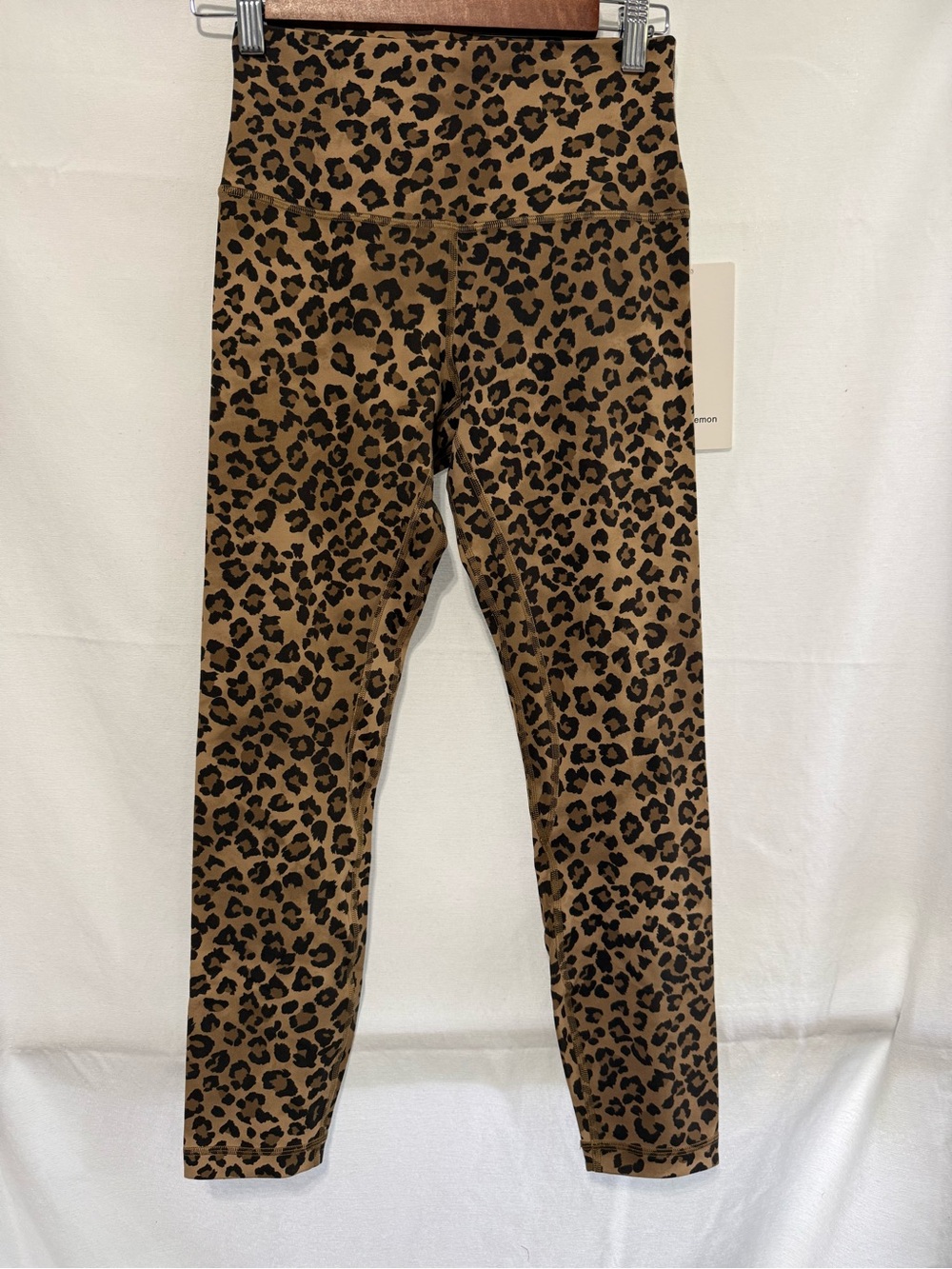 Lululemon NWT Align High Rise Leopard Leggings - 25” - Size 6 *SOLD OUT**